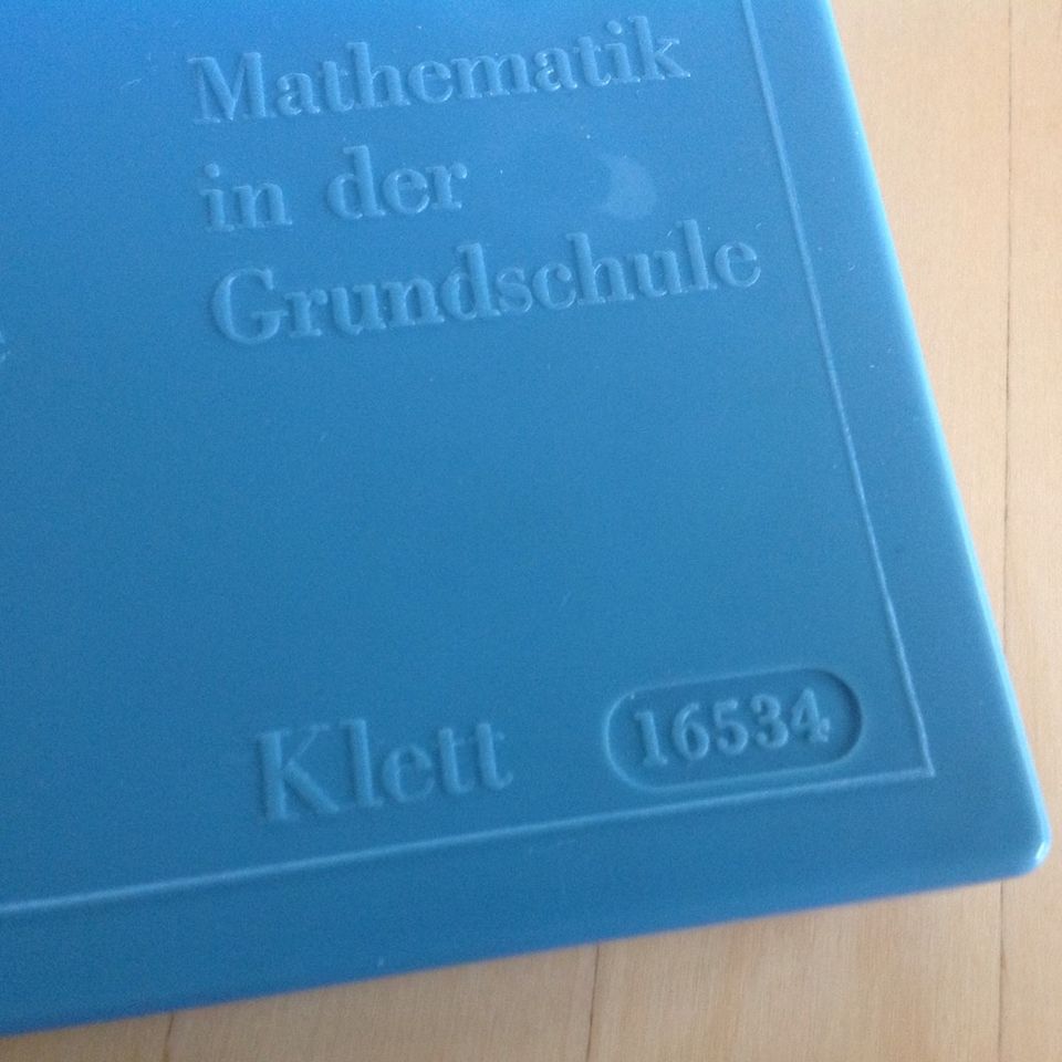 Klett Mathematik in der Grundschule 16534, Holzbausteine, Farbig in Weißenohe