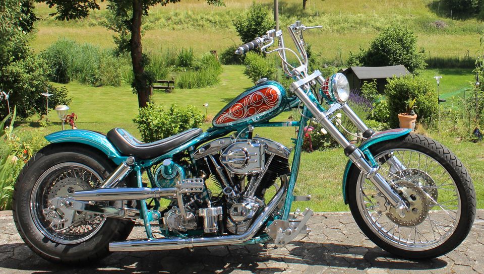 Harley Shovel Show Custom Bike in Burghaun