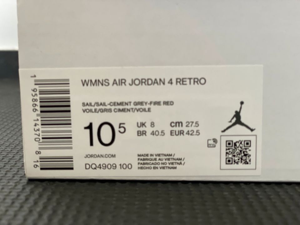 Jordan 4 „Blank Canvas“ in Ludwigsburg