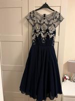 Festliches Kleid mit Spitzentop - Größe 36 (DE) / 8 (UK) Niedersachsen - Northeim Vorschau