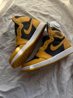 AIR JORDAN 1 RETRO HIGH OG POLLEN/WHITE-BLACK Bayern - Walpertskirchen Vorschau