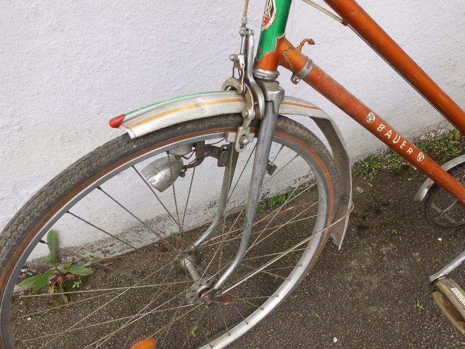 Altes Damen Fahrrad Bauer 28 Zoll für Bastler in Hannover