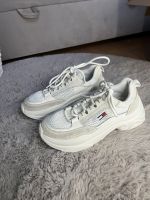 Tommy Sneaker Gr.36 Nordrhein-Westfalen - Rietberg Vorschau