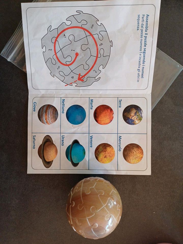 Ravensburger 3D Puzzleball Planet in Ostrach