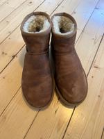 UGGs Größe 37 original Hessen - Eltville Vorschau