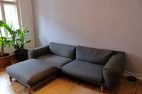 Elegantes Muuto Rest Sofa 3-Sitzer + Pouf in Grau – Umzugsverkau Berlin - Neukölln Vorschau