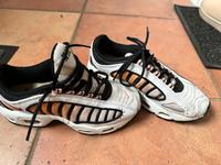 Nike Damen Air Max Tailwind Iv Traillaufschuhe Gr. 36,5 Dresden - Mobschatz Vorschau
