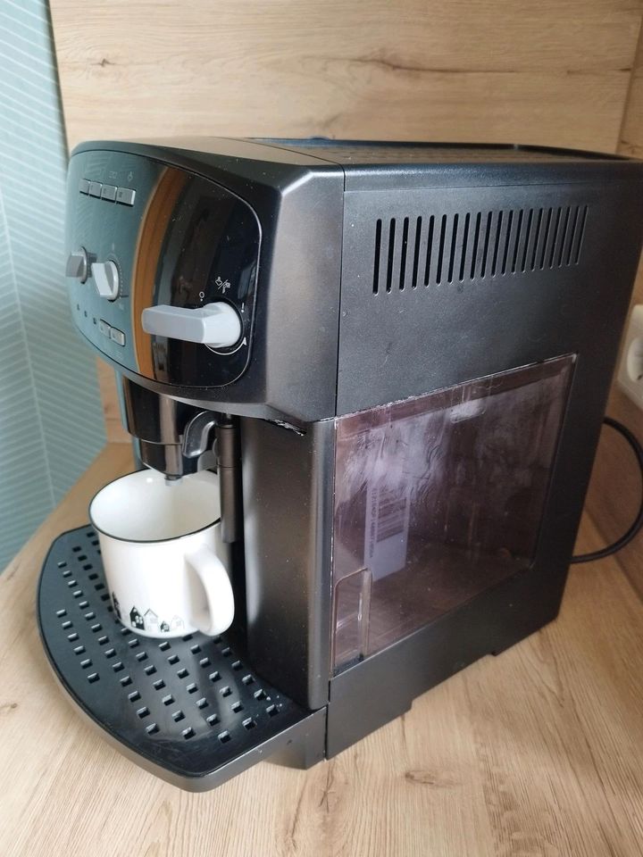 De Longhi Kaffeevollautomat Esam 2900 Caffe Cortina in OVP in Fensterbach
