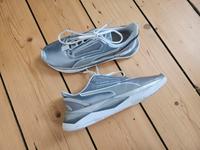 Puma lqdcell Sportschuhe Turnschuhe Laufschuhe 40 silber reflekt Nordrhein-Westfalen - Straelen Vorschau