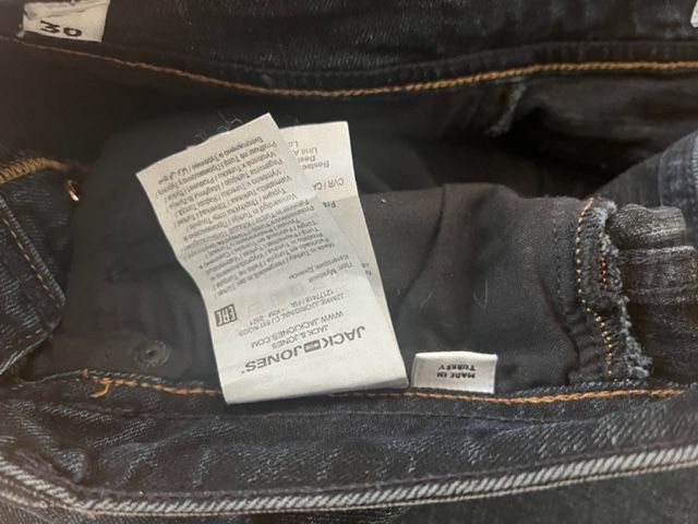 2 JACK & JONES Jeans, Größe 28/30, Neuwertig in Berlin