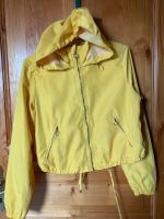 Bershka  Windjacke gelb Windbraker Gr. M Niedersachsen - Ahnsbeck Vorschau