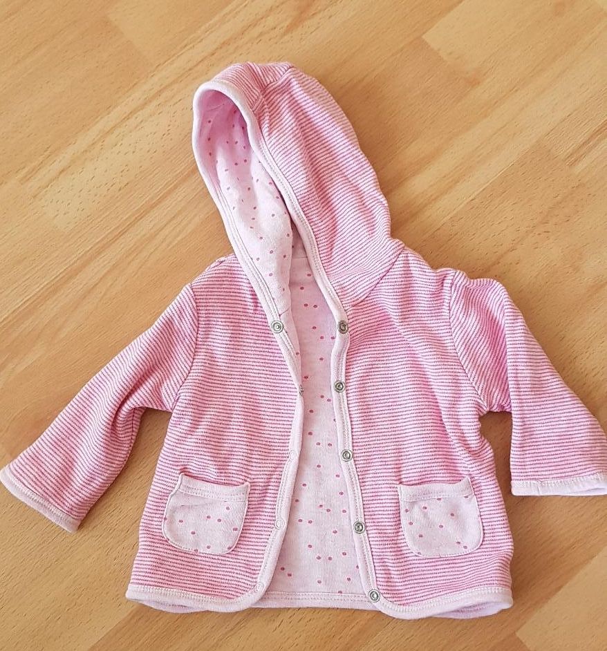 Kapuzenpulli Hoodie Weste Größe 62 zum Wenden in Binswangen