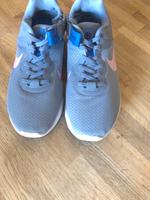Nike sneaker gr.38(4,5) Bayern - Grafenwiesen Vorschau