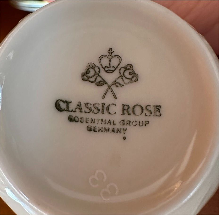 Rosen Kaffeeservice Classic Rose Rosenthal Group in Handewitt