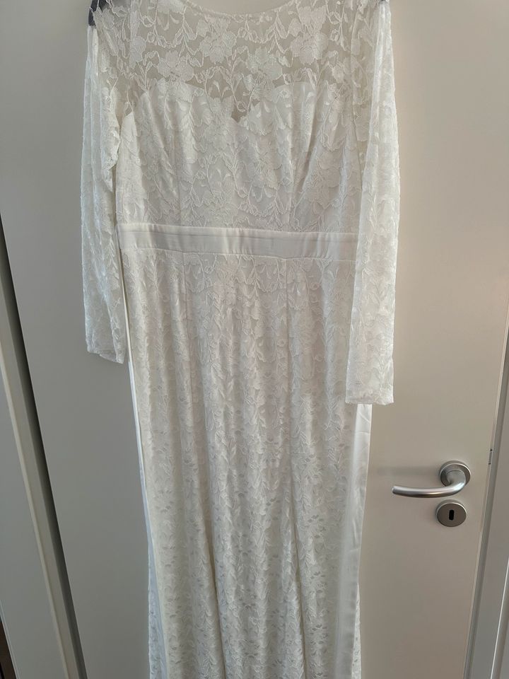 Weißes Brautkleid Asos in Wuppertal