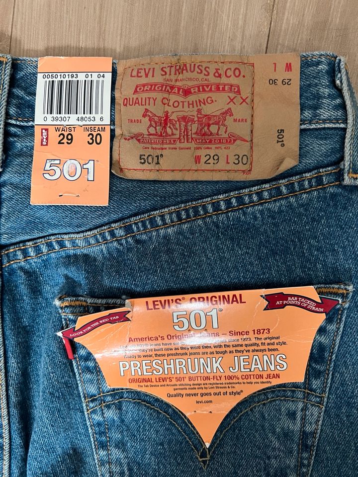 Levis 501 Preshrunk Button Fly Blau Denim Jeans 29x30 in Bretzenheim