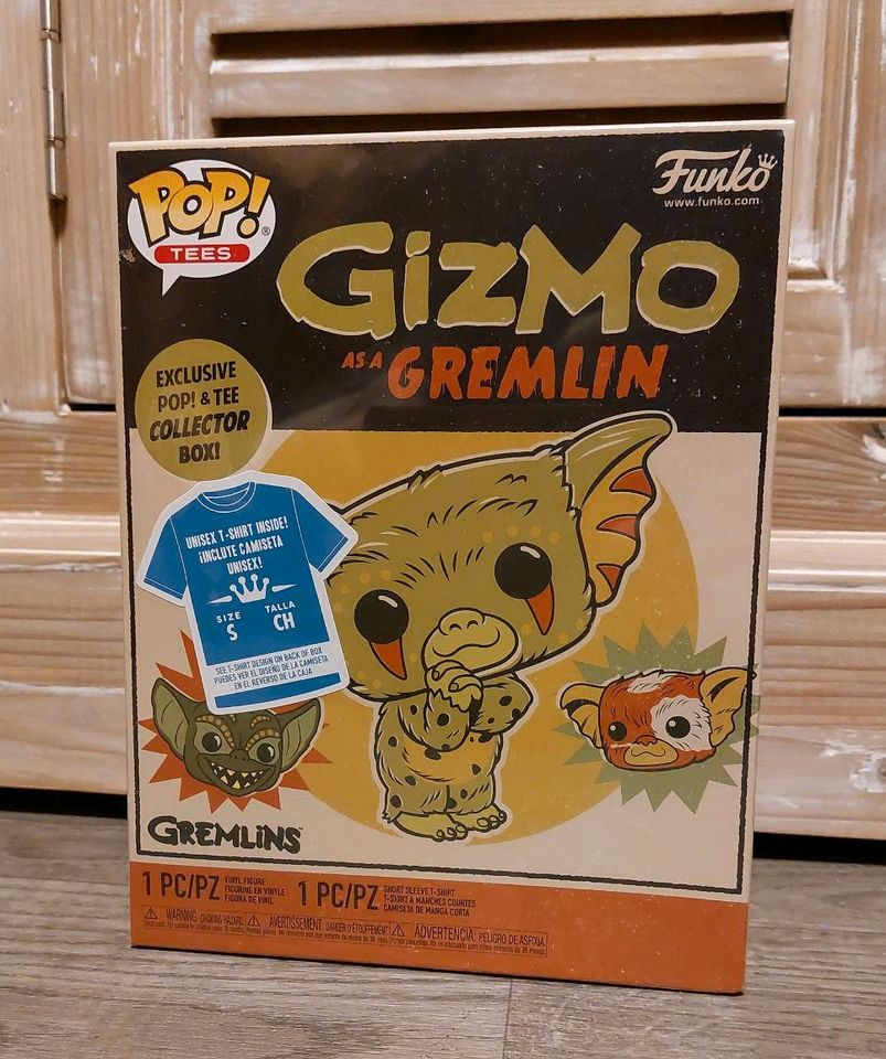 Gremlins, Gizmo as Gremlin Funko Pop! Vinyl Figure & T-Shirt Box Set
