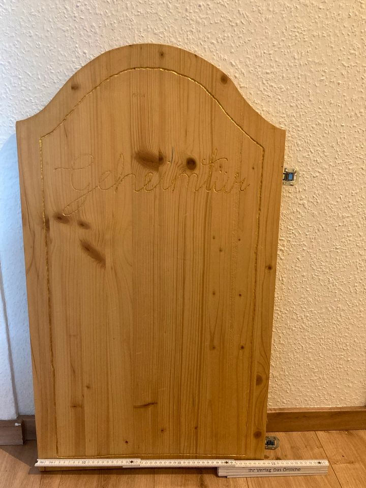 Holztür baumhaus oder Hochbett in Leipzig