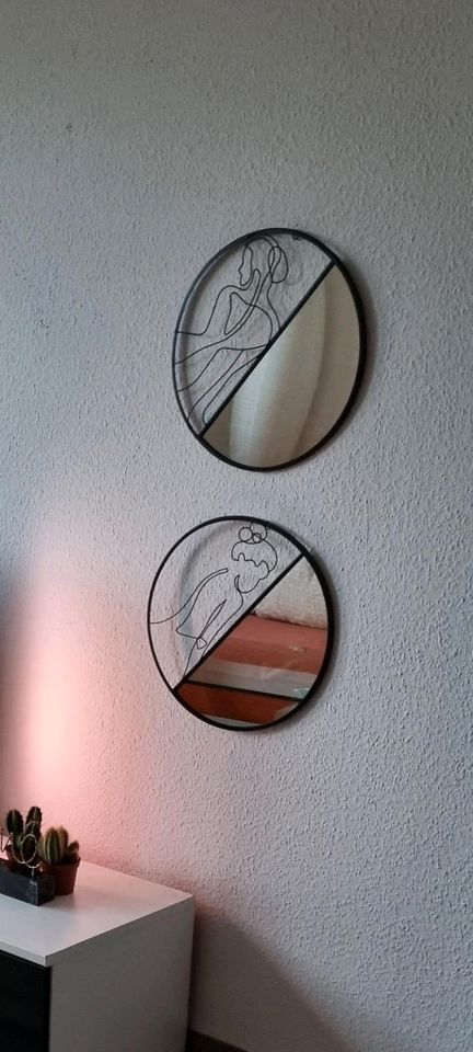 Moderne Wanddeko mit Spiegeln in Wolgast