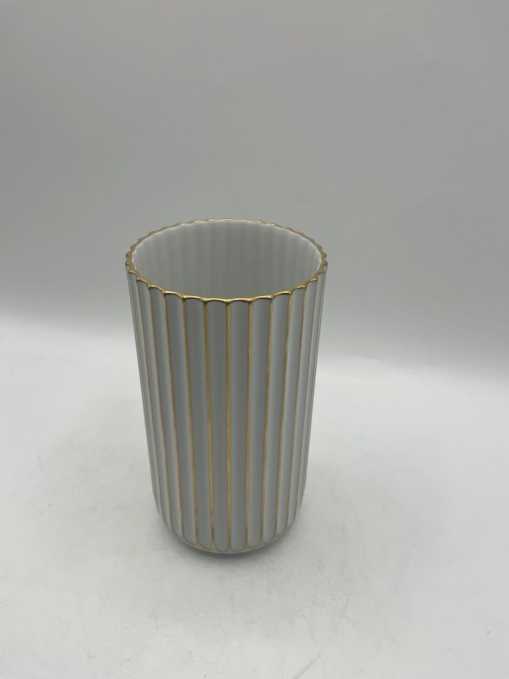 Lyngby Porzellan Vase 15 cm Goldstreifen in Ingersheim