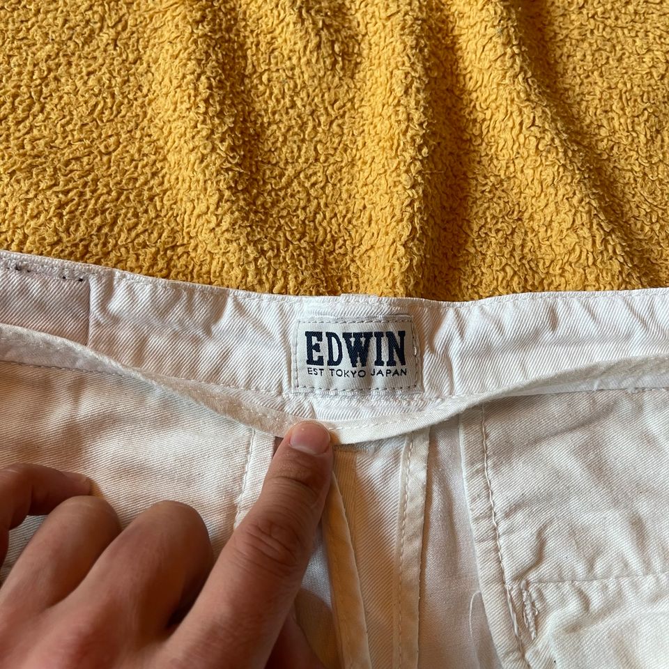 Edwin Rail Bermuda Shorts Kurze Hose Weiß in Ingolstadt