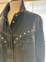 Unisex Levi’s Jeanshemd mit Nieten Bayern - Taufkirchen (Mühldorf am Inn) Vorschau