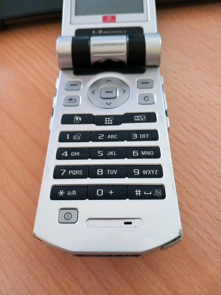 Handy Sony Ericsson V800 in Siershahn