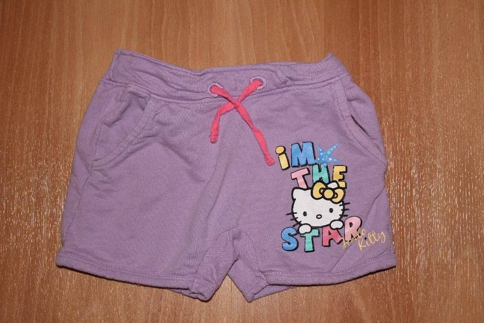 Hello Kitty Shorts Gr.92/98 in Rödinghausen