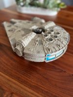 Star Wars Millennium Falcon Model Raumschiff Thüringen - Hartmannsdorf bei Eisenberg Vorschau