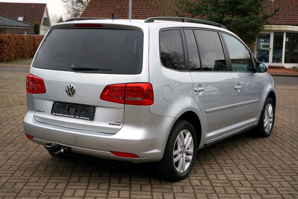 Volkswagen Touran 1.4 TSI,150 PS,1.Hand,S-Heft,AHK,Klima,6GG in Pinneberg