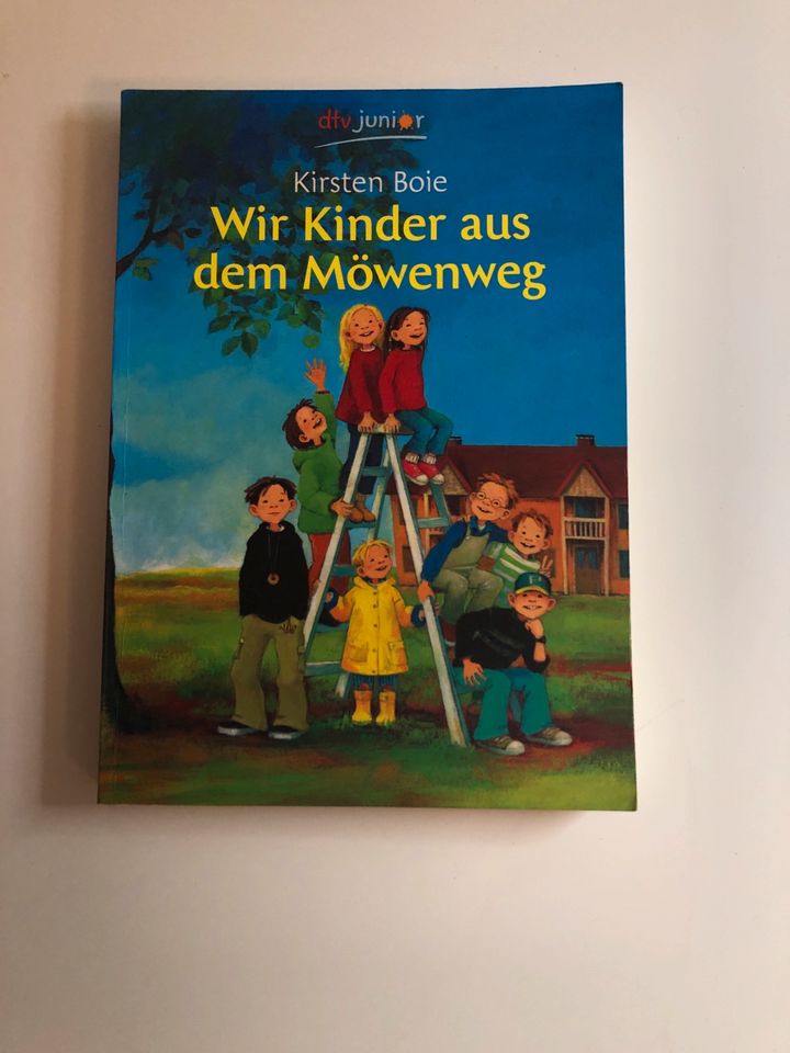 Kinderbücher von Kirsten Boie und Wendebuch (Rosalie und Trüffel) in Struppen