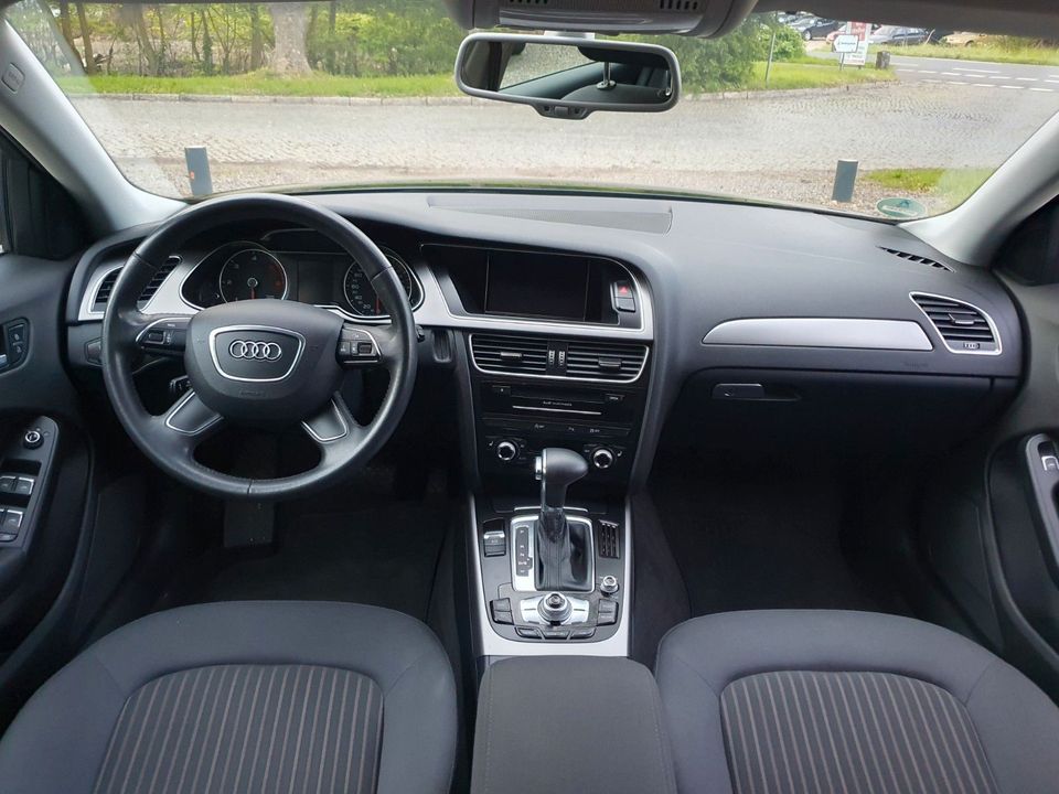 Audi A4+Scheckheft+Xenon+Automatik in Wietzen
