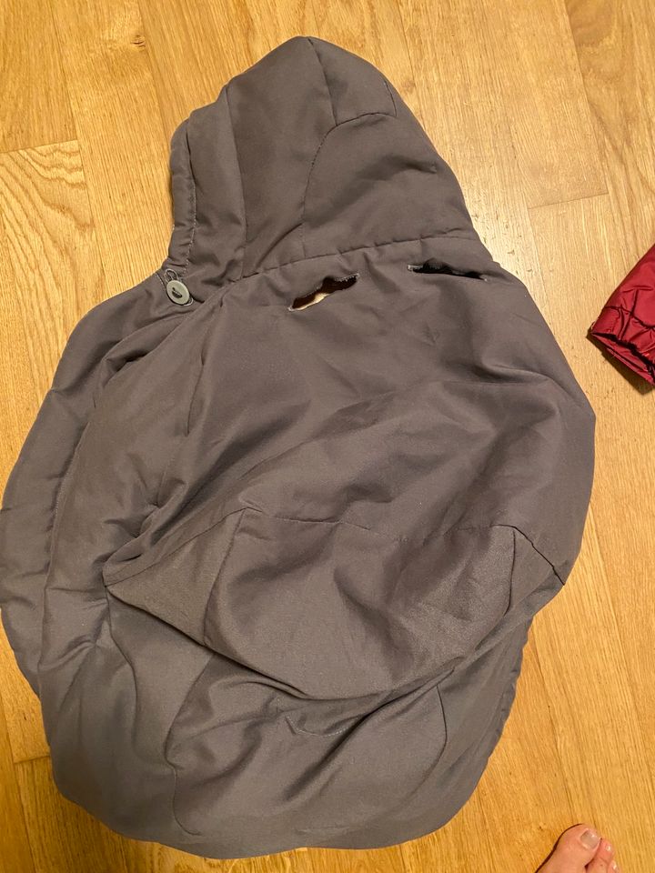 Maxi Cosi Wintersack/ Einschlagdecke in Düsseldorf