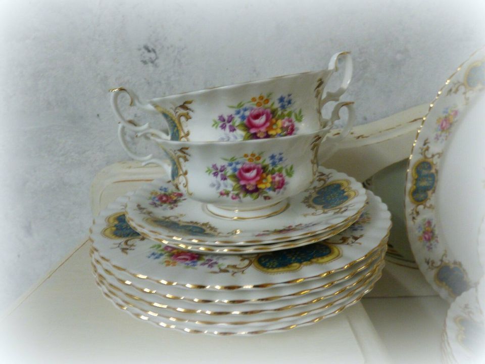 Tafelservice Royal Albert bone china berkeley Suppentassen Teller in Varel