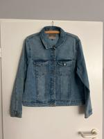 Jeansjacke von Only Carmakoma - Gr. 48 Mülheim - Köln Flittard Vorschau
