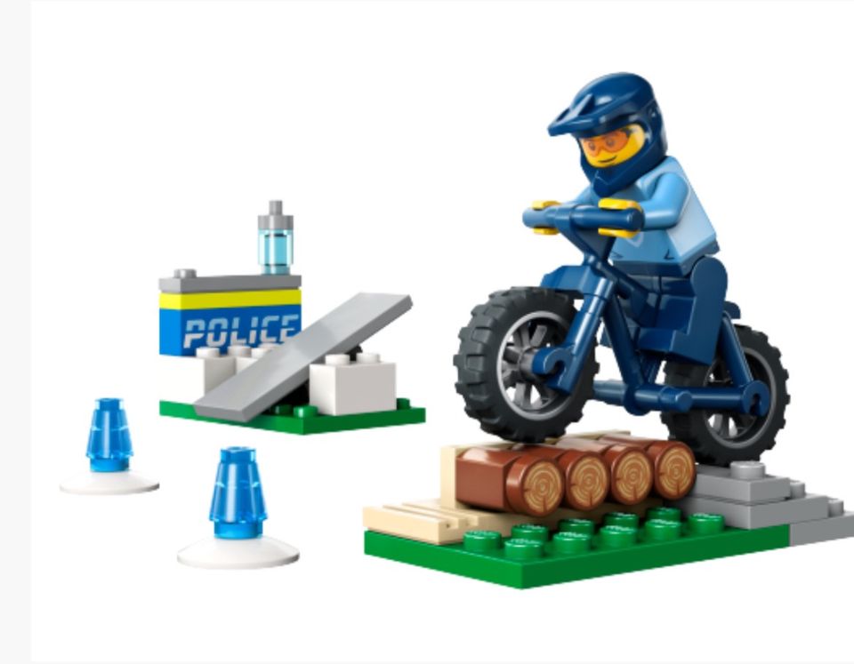 LEGO 30638 Fahrradtraining Polizei Fahrrad Polizist NEU OVP in Frankfurt am Main