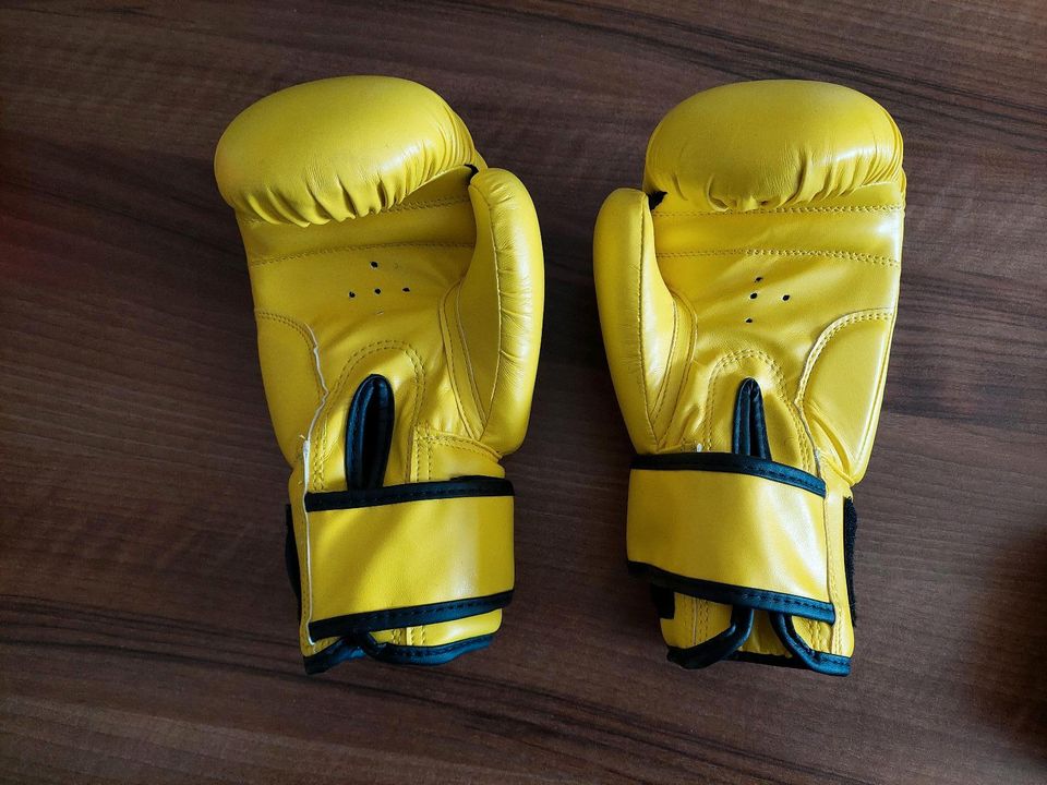 Boxhandschuhe 6oz für Kinder ju-sports gelb NEU B-Ware in Waldkraiburg