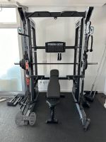 Fitness Kraftstation Force USA F100 inkl. Zubehör Hantelbank Berlin - Wilmersdorf Vorschau