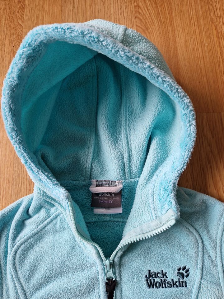 Jack Wolfskin Jungen Mädchen Gr.128 warme Fleece Strickjacke TOP in Elmshorn