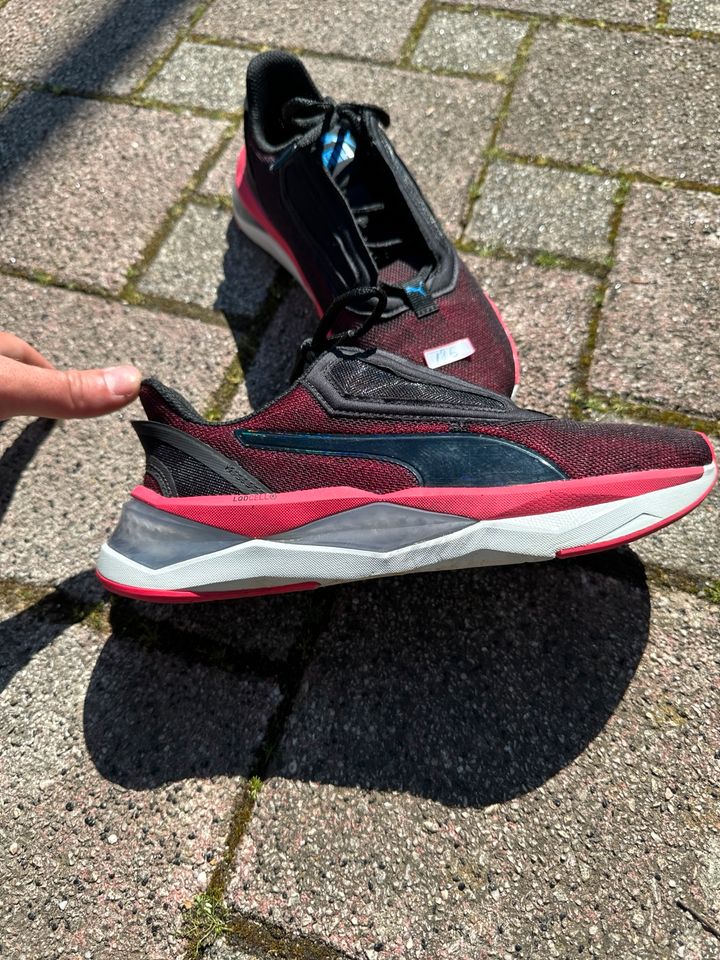 Puma Damenschuhe Größe 37,5 in Bühl