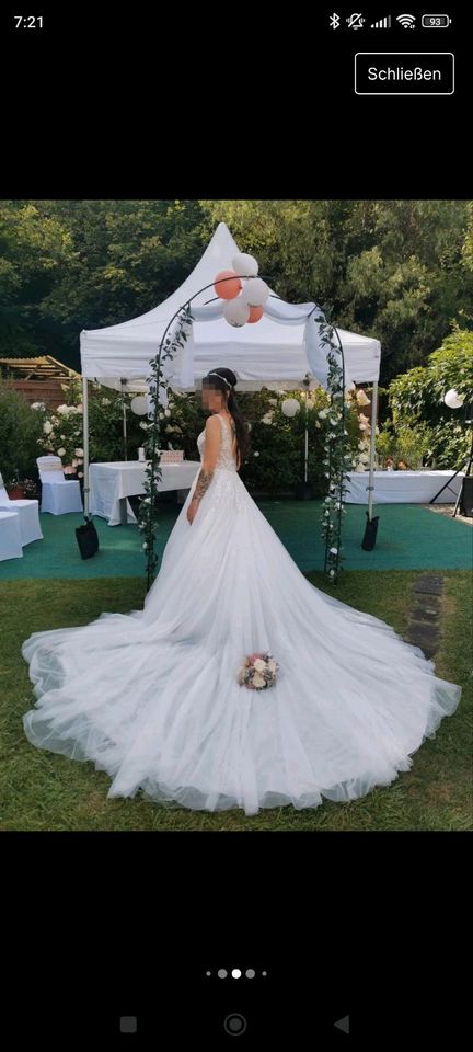 Traumhaftes Brautkleid von Morilee in Plettenberg