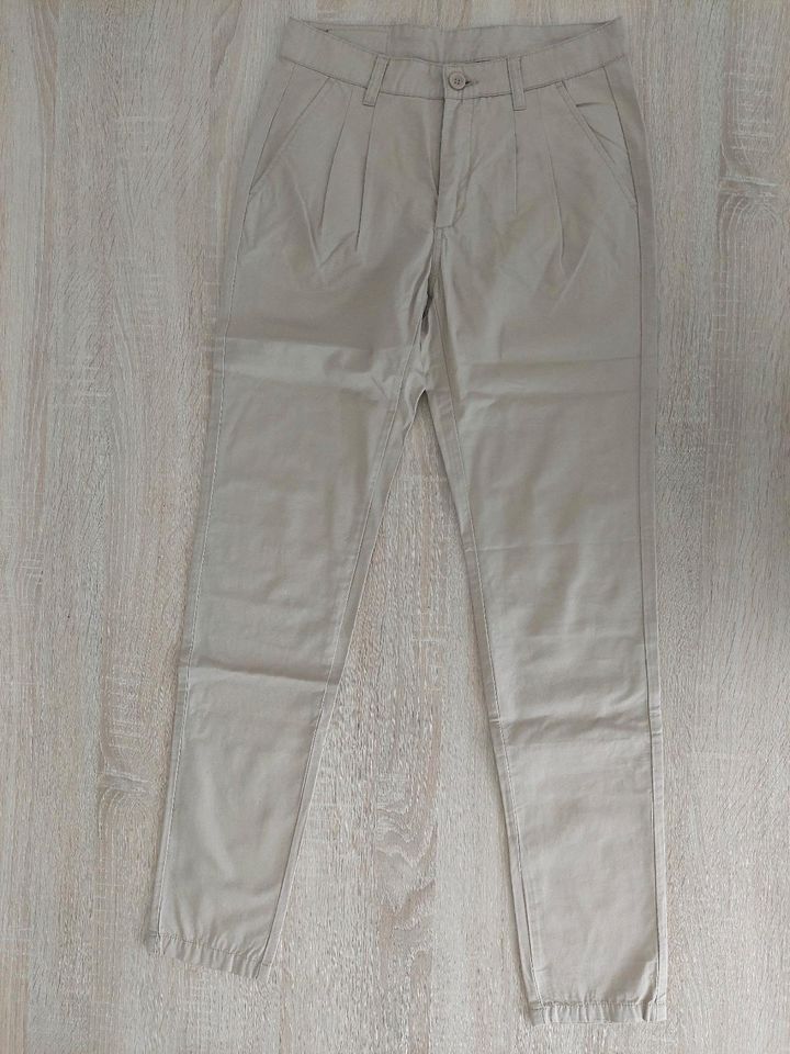 Hose Vero Moda gr.32 NEU! in Remscheid