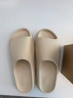 Adidas Yeezy Slide „Bone" / EU 40.5/42/44.5/ 46.5/ 47 /48.5/50 Hessen - Neu-Anspach Vorschau