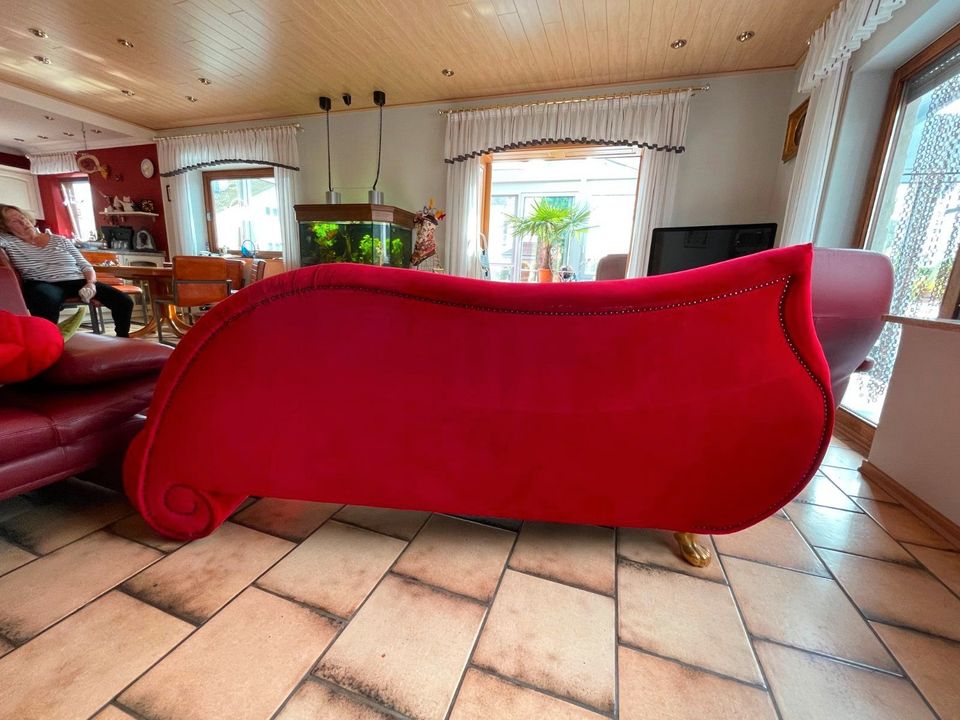 die rote COUCH in Oberkirn