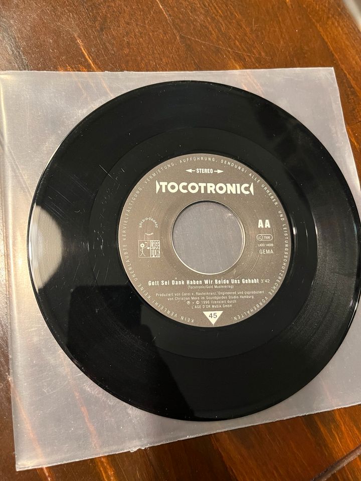 Tocotronic Vinyl Single - Gott sein Dank haben wir… 1996 in Hamburg