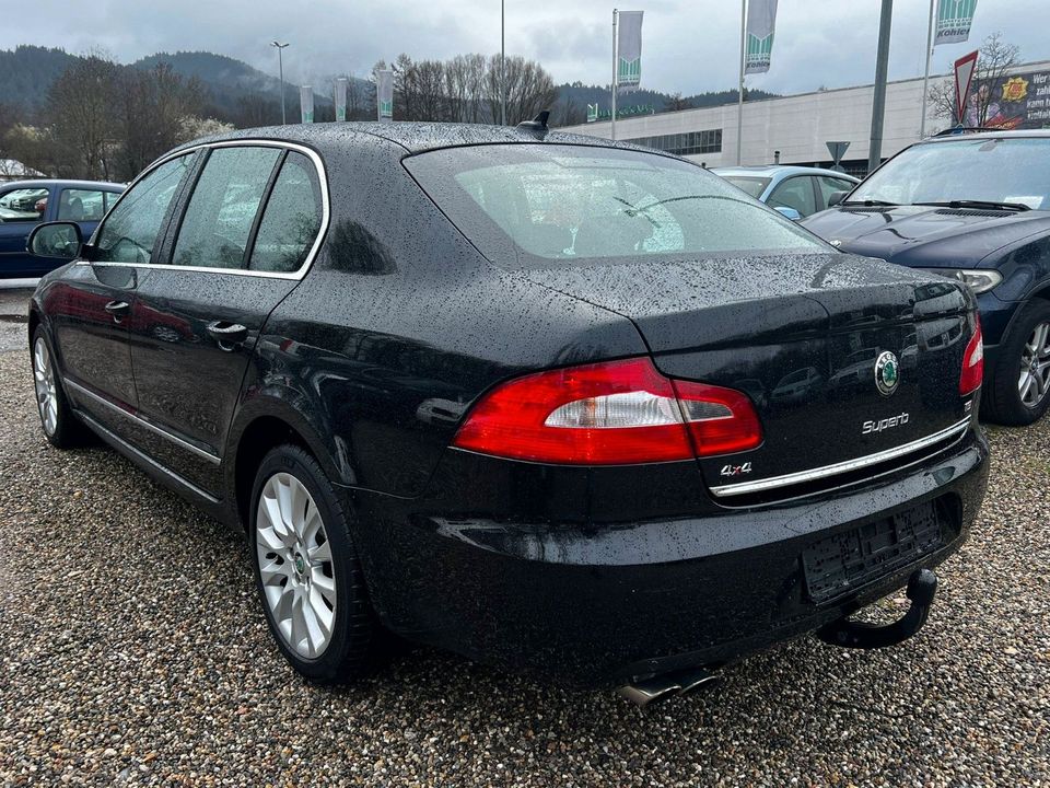 Skoda Superb Elegance 4X4 Steuerkette Neu in Freiburg im Breisgau