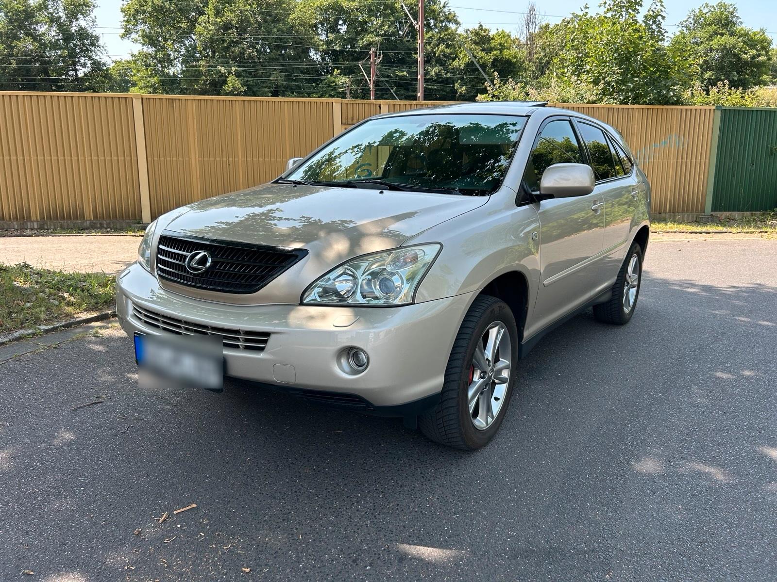 Abbildung des Autos Lexus RX 400h