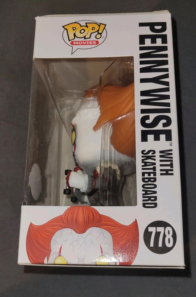 FUNKO POP PENNYWISE SKATEBOARD 778 in Göttingen