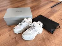 Balenciaga Sneaker Triple S Sneaker Fur Grey/Grey Fur 36 Bochum - Bochum-Südwest Vorschau