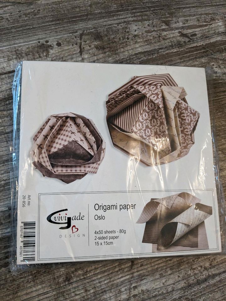 Origami Papier 15x15 in Kiel